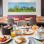 Western Lamm Hotel 4*