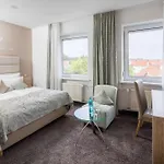 Western Lamm Hotel 4*