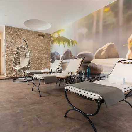 Western Lamm Hotel 4*