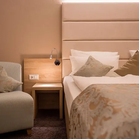 מלון Western Lamm