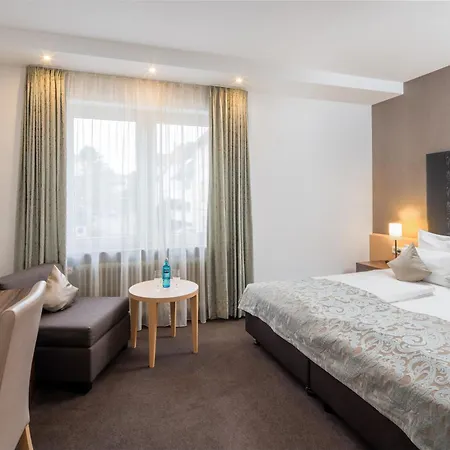 Western Lamm Hotel 4*