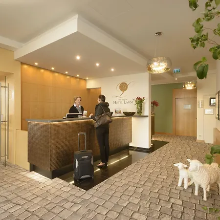 Western Lamm 4* סינגן