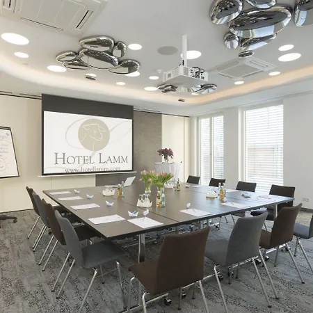 Hotel Western Lamm 4*