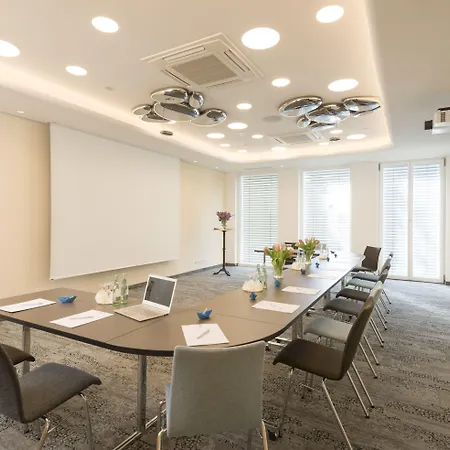 Western Lamm 4* סינגן