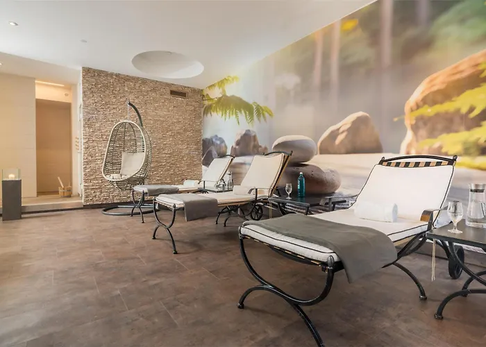 Western Lamm Hotel 4*