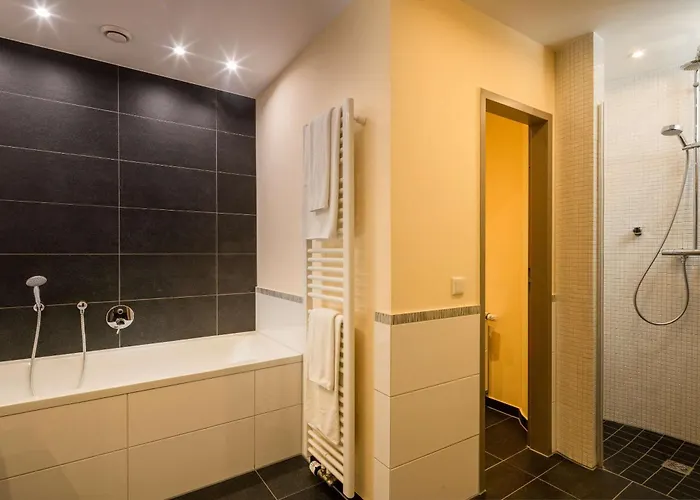 بست ويسترن لام فندق