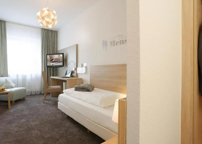 Western Lamm Hotel 4*