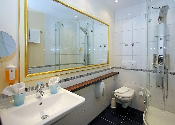 Western Lamm Hotel 4*